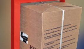 Side-gripping-of-high-cardboard-boxes